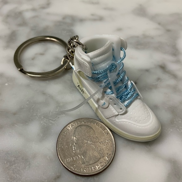 Off-White Air Jordan1 3D Keychain 
(Blue Laces) - Picture 4 of 4